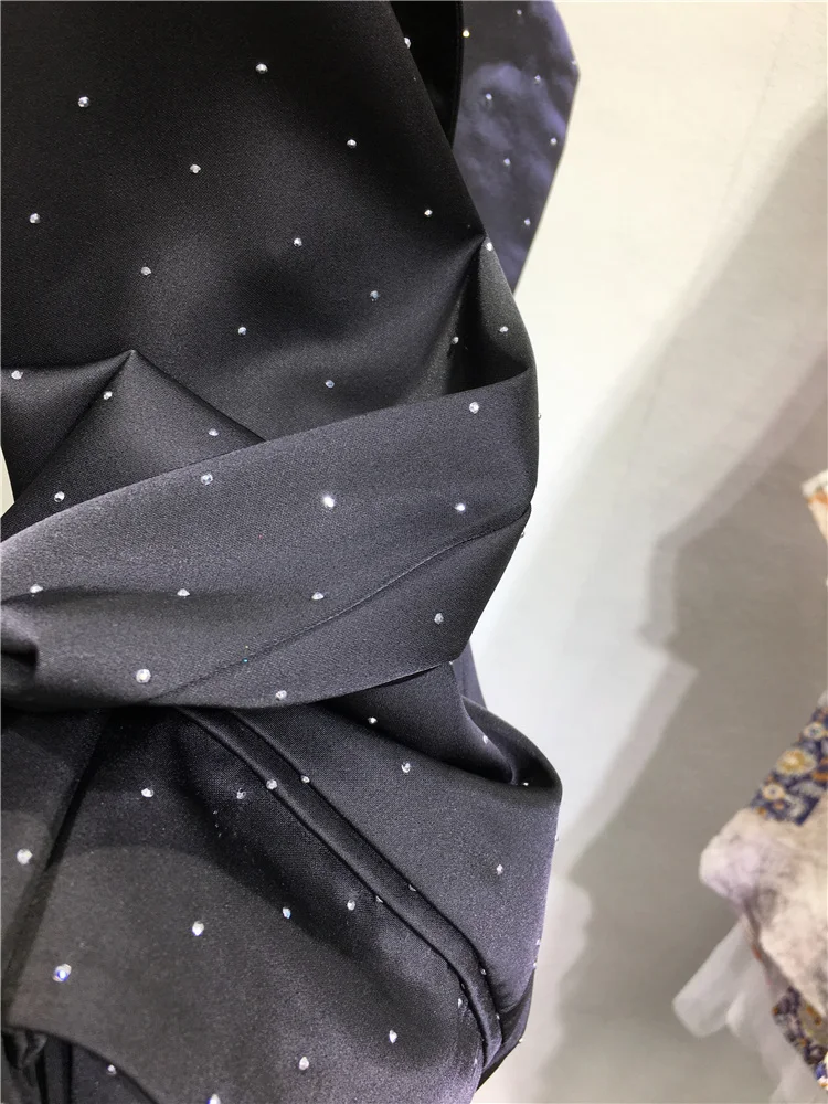 Heavy Industry Diamond Black Suit Jacket for Women 2023 Spring and Autumn Classic Full Diamond V-neck Loose Mid-Length Cardigan