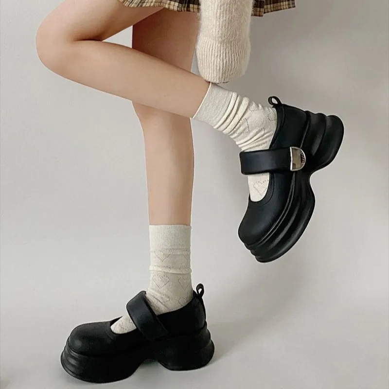 

2023 New Autumn Popular Thick Heel Shallow Mouth Single Shoe Thick Platform Versatile Mary Jane Leather Shoes for Women Japanese