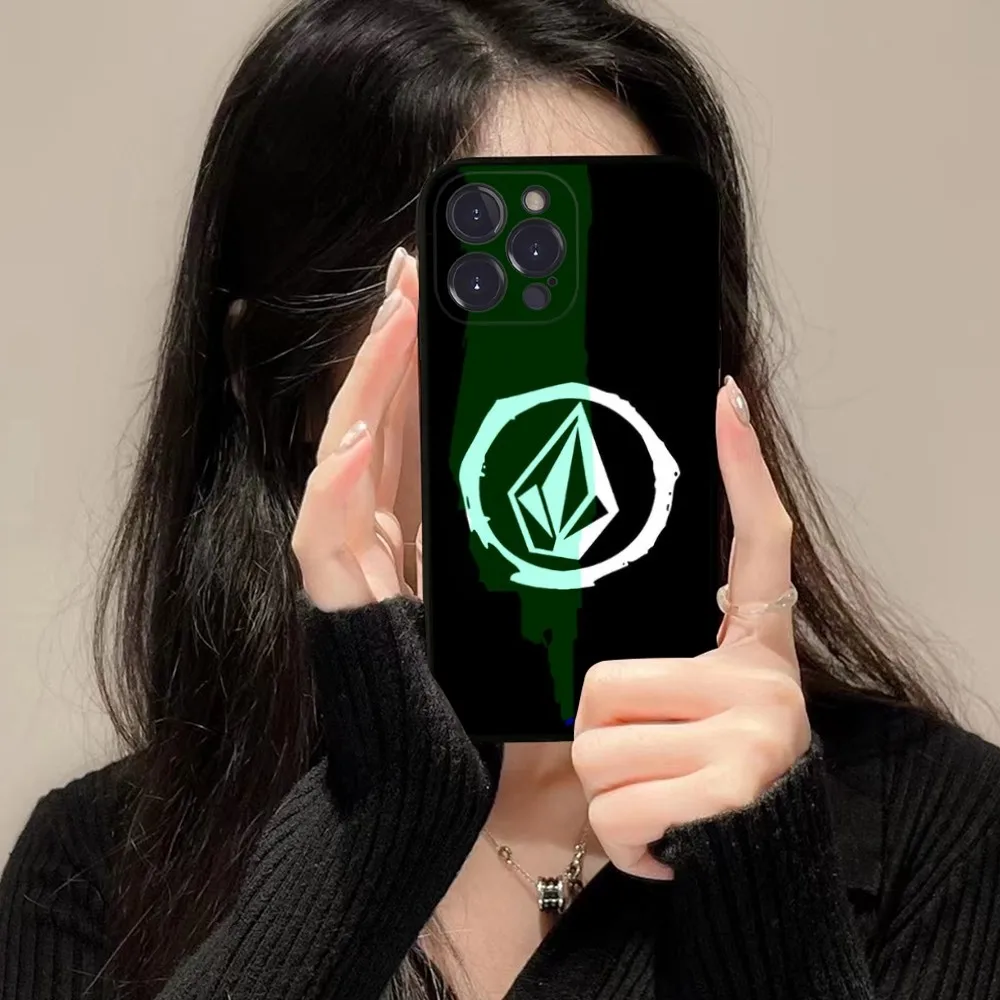 Luxury V-Volcom Phone Case For iPhone 15 14 11 12 13 Mini Pro XS Max Cover 6 7 8 Plus X XR SE 2020 Funda Shell