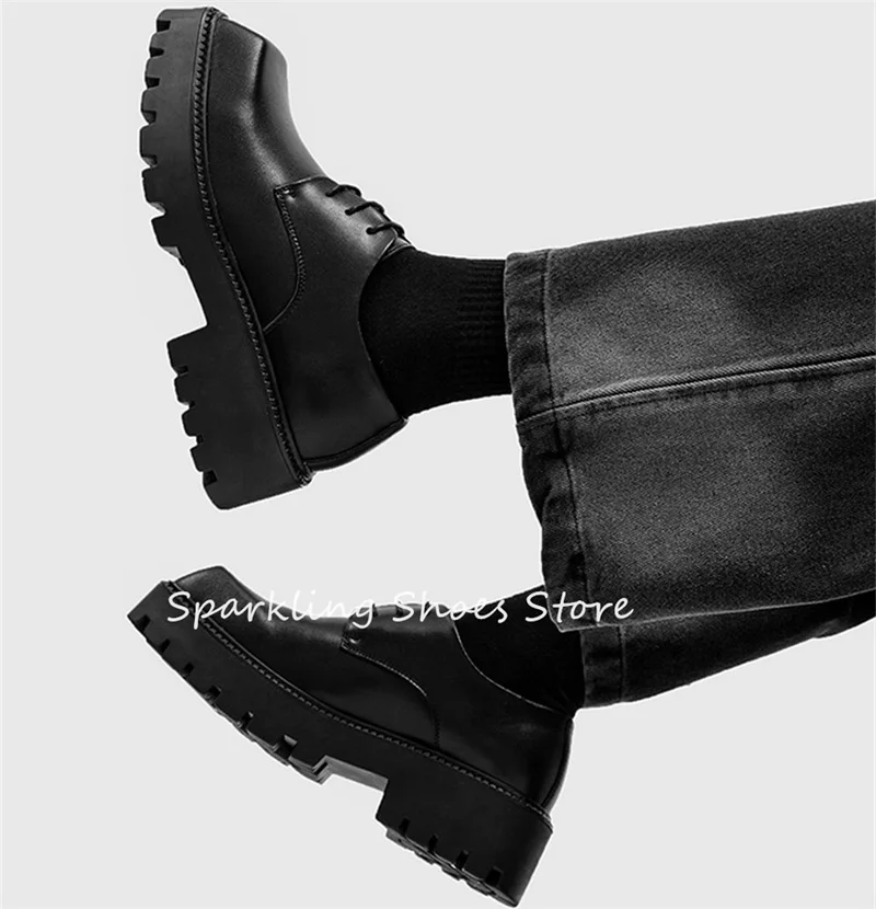 Модные мужские туфли дерби с квадратным носком кожаная обувь на танкетке в