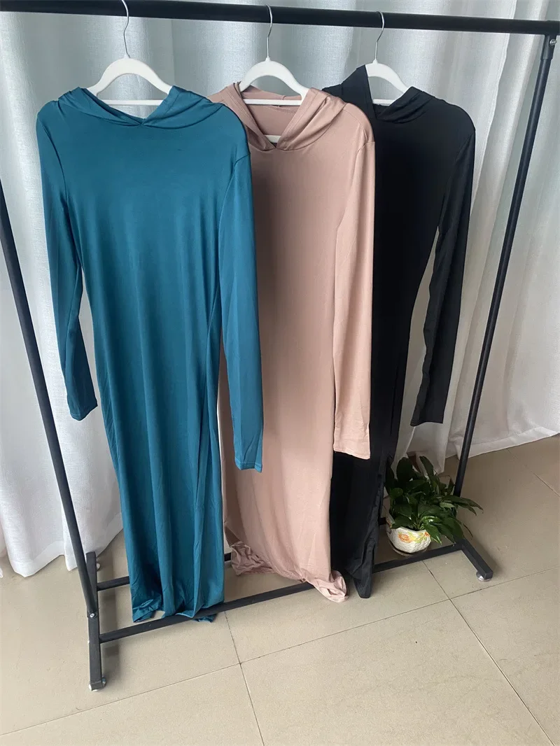 Женское однотонное облегающее базовое платье на весну и лето повседневное