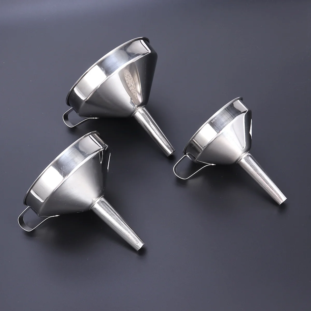 

3pcs Stainless Steel Funnel Kitchen Funnels with Detachable Strainer Filter for Transferring of Liquid Fluid Dry Ingredients