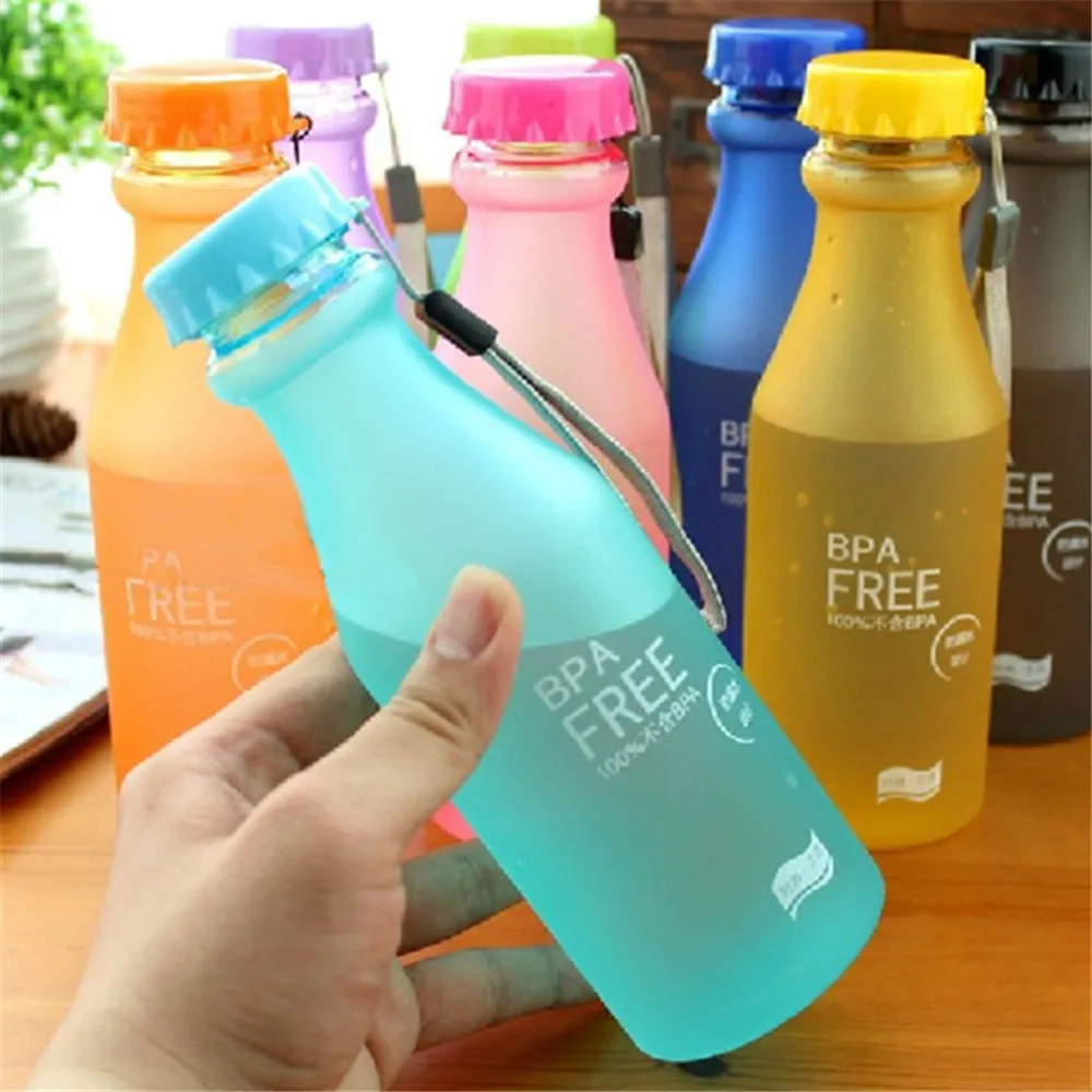 

550 мл конфетный цвет, матовый бутылка для воды, пластиковые бутылки для воды для спортзала на открытом воздухе, портативные бутылки с водой с...