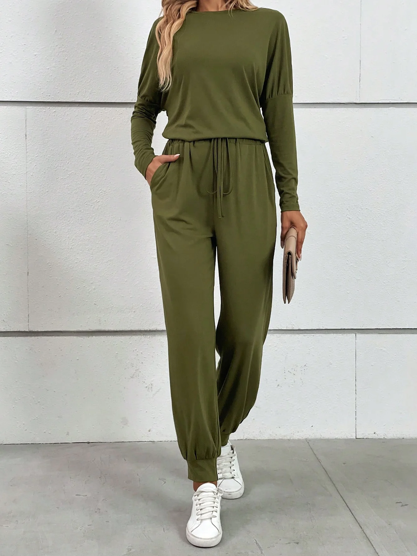 

Finjani Women's Suits Drop Shoulder Tee & Drawstring Waist Sweatpants Long Sleeve Round Neck Clothing For Autumn