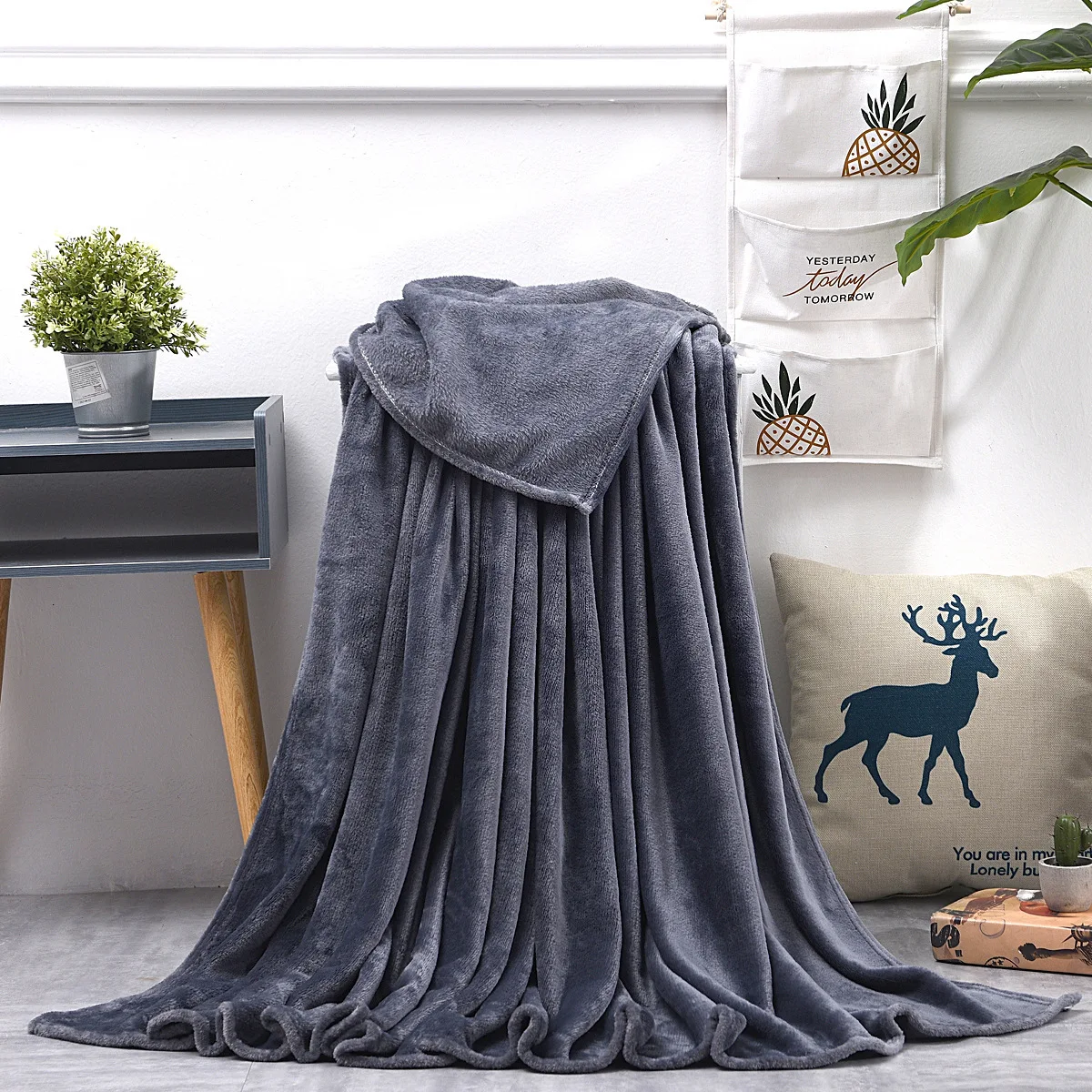 

Summer Blankets for Bed Flannel Double Sofa Cover Blanket Air-conditioning Quilt Couple Comforter Plaid Coral Fleece Bedspread