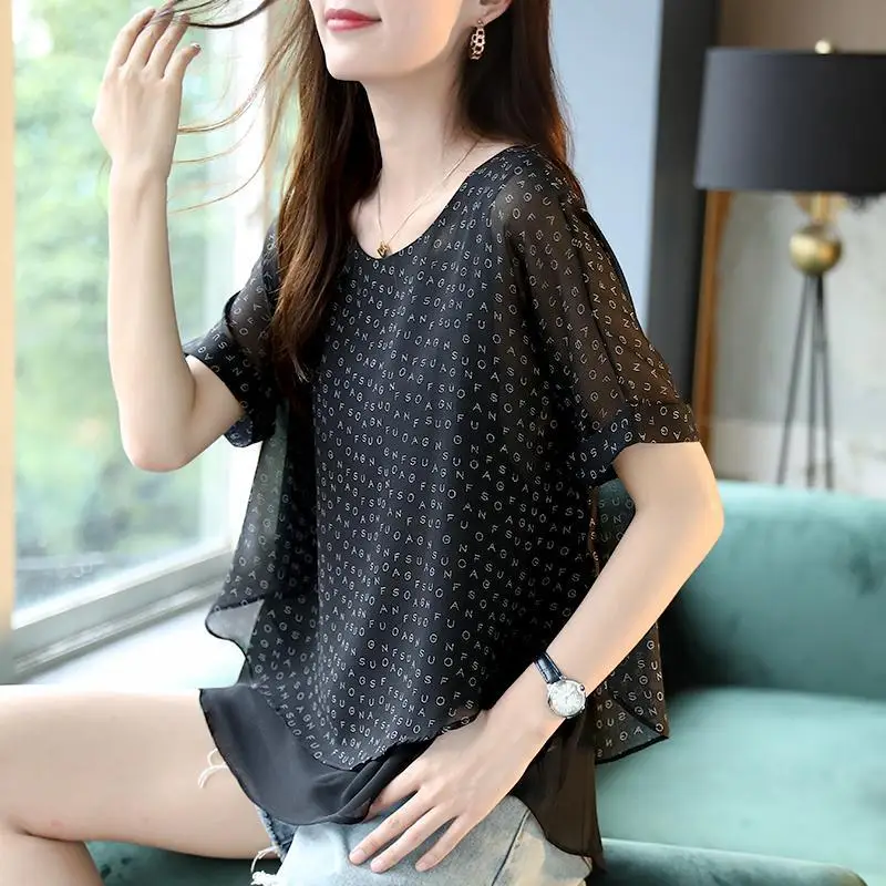 

Summer New Polka Dot Short Sleeve Bottoming Shirt Fashion Slim Round Neck Blouse Letter Print Bat Sleeve Chiffon Top S-4XL