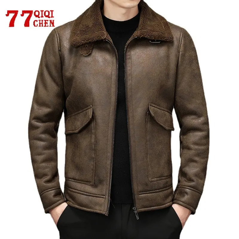 

Куртка мужская замшевая однотонная, модная повседневная утепленная куртка из искусственной кожи, с бархатным воротником и отложным воротн...