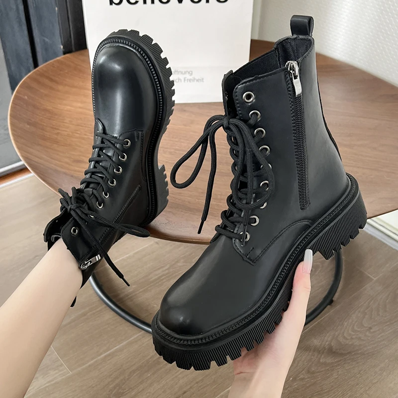 

Женские ботильоны из лакированной кожи на толстой платформе, осенние короткие ботинки на молнии и высоком каблуке, женская обувь на толстом...