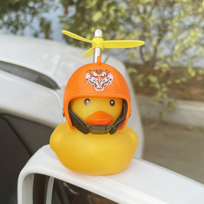 

Hot Selling Small Yellow Duck Broken Duck Car Decoration Ornaments Car Decoration Gift Motorcycle Electric Vehicle Accessories