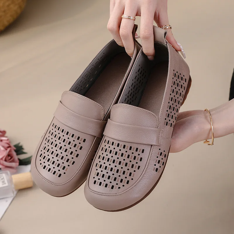 Xiuteng 2022 Spring New Style Small Fragrant Flat Shoes,hole Loafers, Women'S Leather Shoes, British Style Lazy Shoes