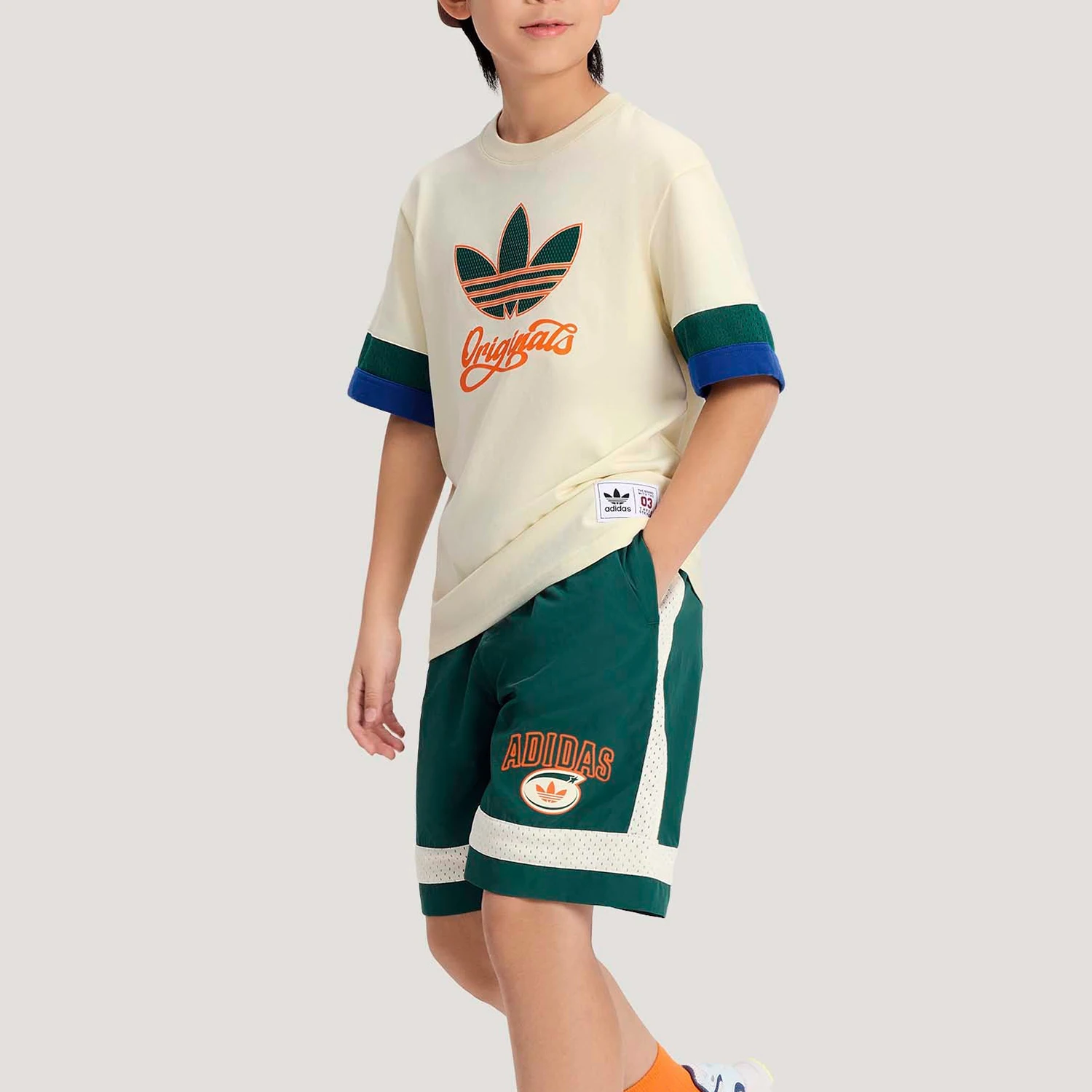 Фото Оригинальный детский костюм Adidas Clover с круглым вырезом, модный повседневный комплект KG3341 №1