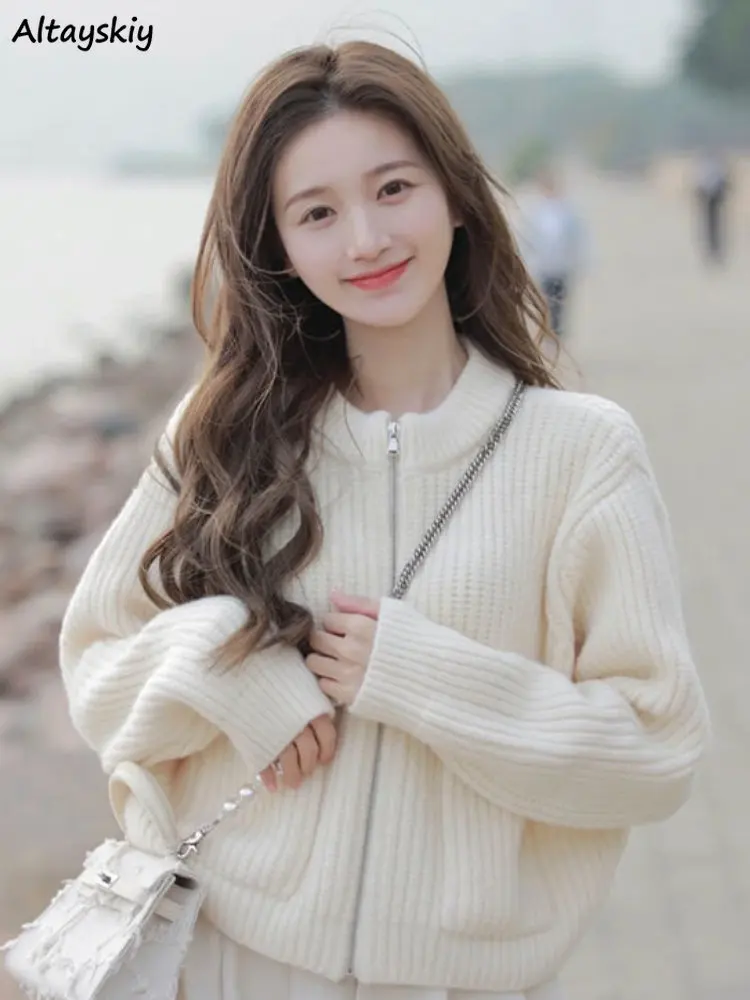 

Женские кардиганы на молнии, однотонные милые модные вязаные свитера в Корейском стиле для девочек, простые осенние нежные свитера в стиле преппи