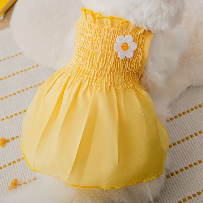 

2022 Pet Dress Cute Flower Dog Vest Skirt Breathable Thin Clothes for Small Dogs Cat Costume Yellow Spring Summer Puppy Clothing
