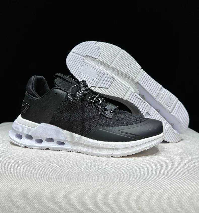 Кроссовки унисекс воздухопропускающие