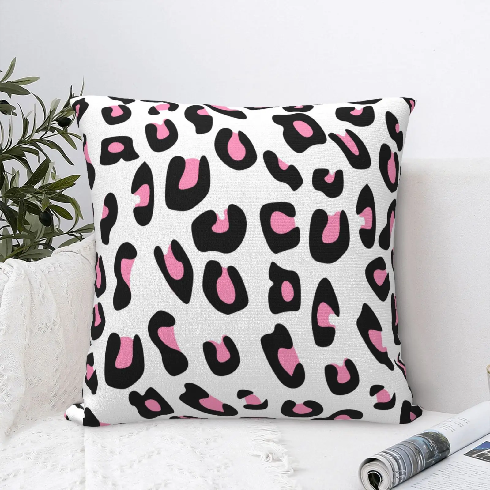 

Pink Leopard Print 8 Pillow Case For Sofa Ornamental Pillows For Living Room Luxury Kids Soft Living Room Pillow Case With Zip
