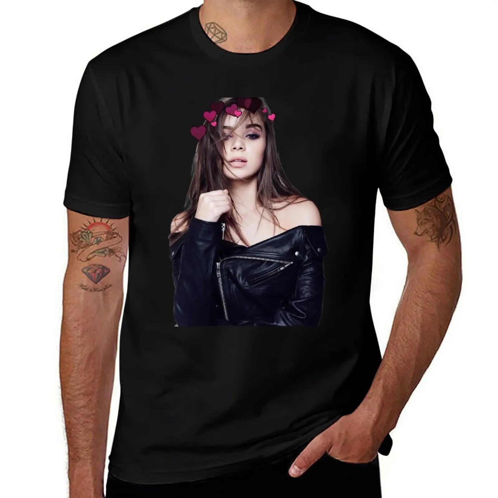 Фото Футболка Hailee Steinfeld Heart Crown, базовая однотонная футболка с короткими рукавами №1