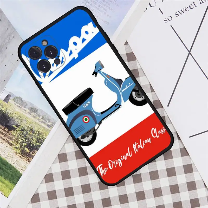 vespa Scooter Motorcycle Phone Case For iPhone 6 7 8 Plus 11 12 13 14 Pro SE 2020 MAX Mini X XS XR Back Funda Cover