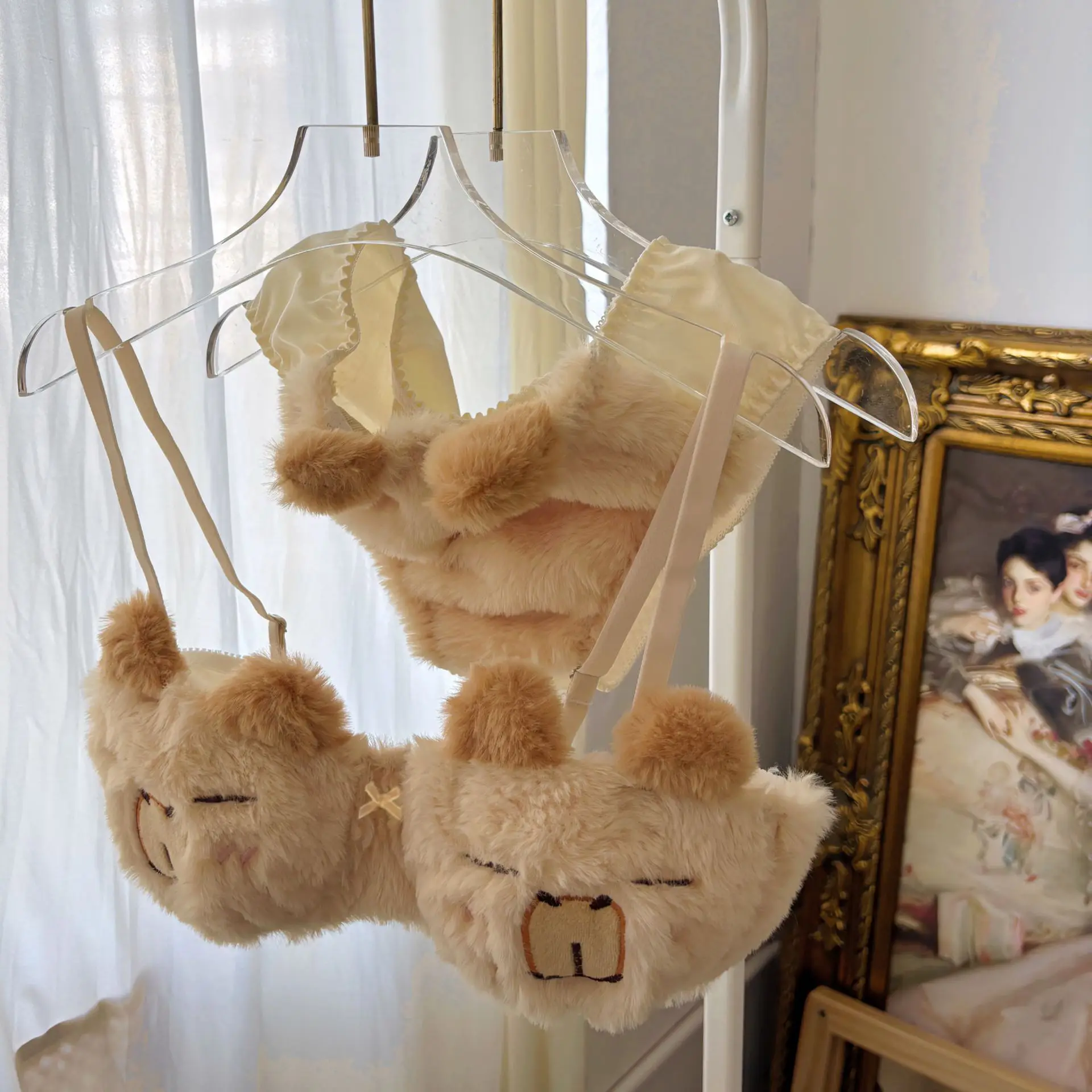 Женский бюстгальтер и трусики из 2 предметов с рисунком медведя нечеткий