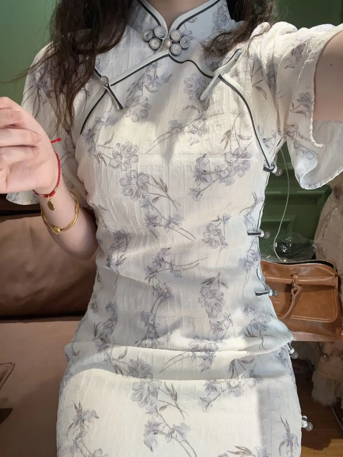 Китайское традиционное платье Ципао с коротким рукавом в стиле ретро улучшенное