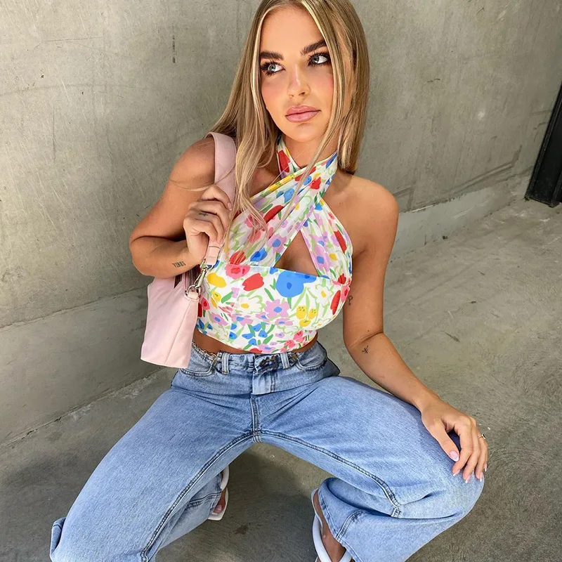 

Newest Arrival Women Sleeveless Crop Tops Stylish Floral Print Cut Out Halter Crisscross Camisole