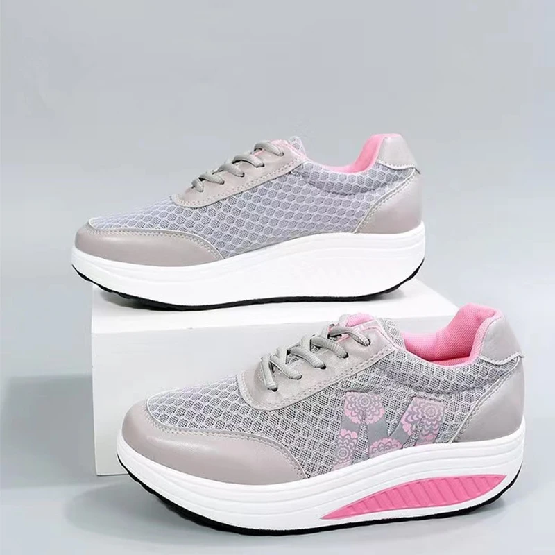 

Женские кроссовки на платформе, повседневная обувь, сетчатые, на шнуровке