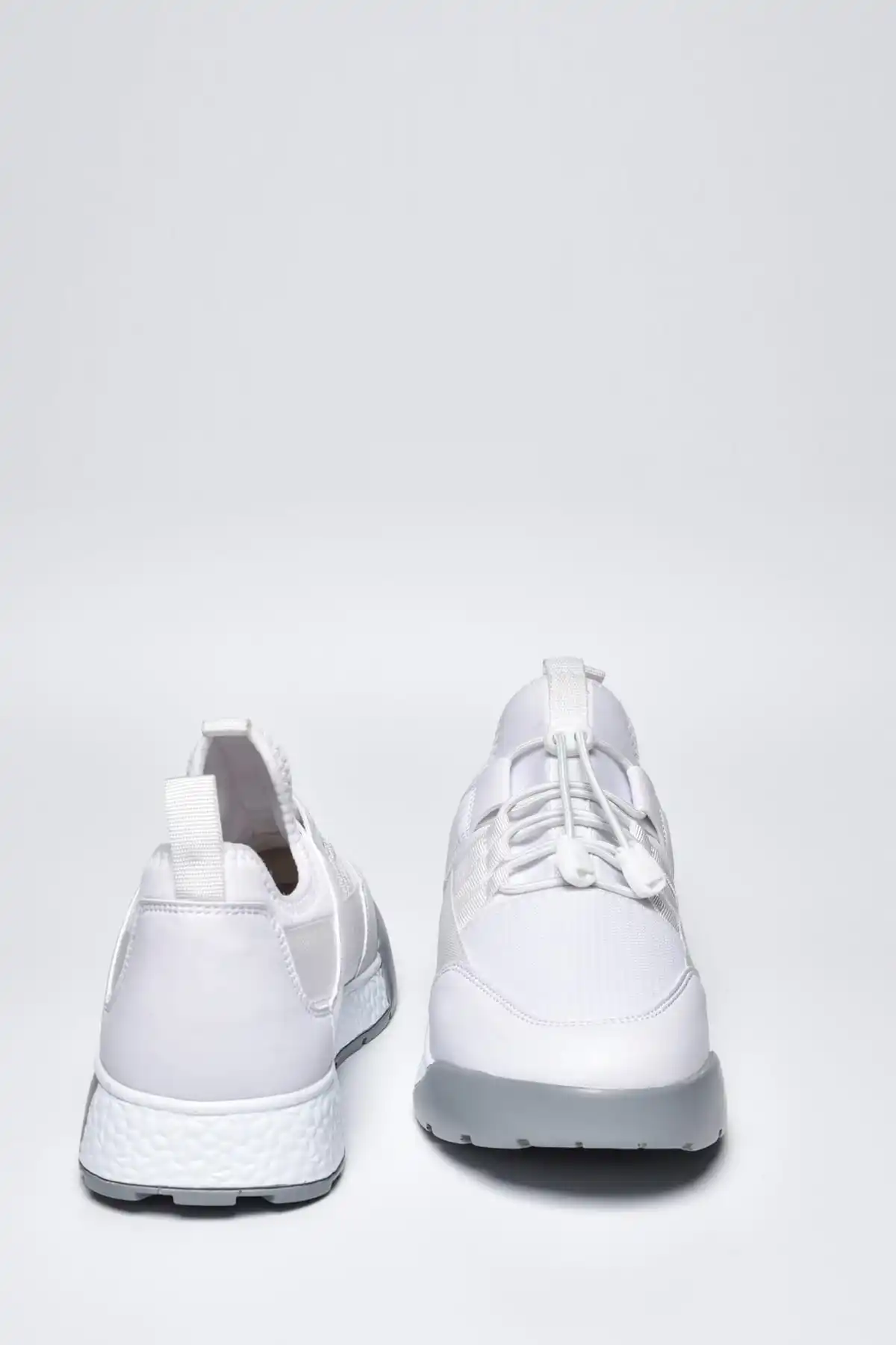 

Men Sport Footwear White 's Ysaj Lightweight Male's Fashion Walking Sneakers Breathable Trainers Vulcanize Shoes Comfort