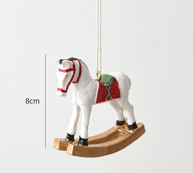 

Винтажная смоляная лошадка-качалка