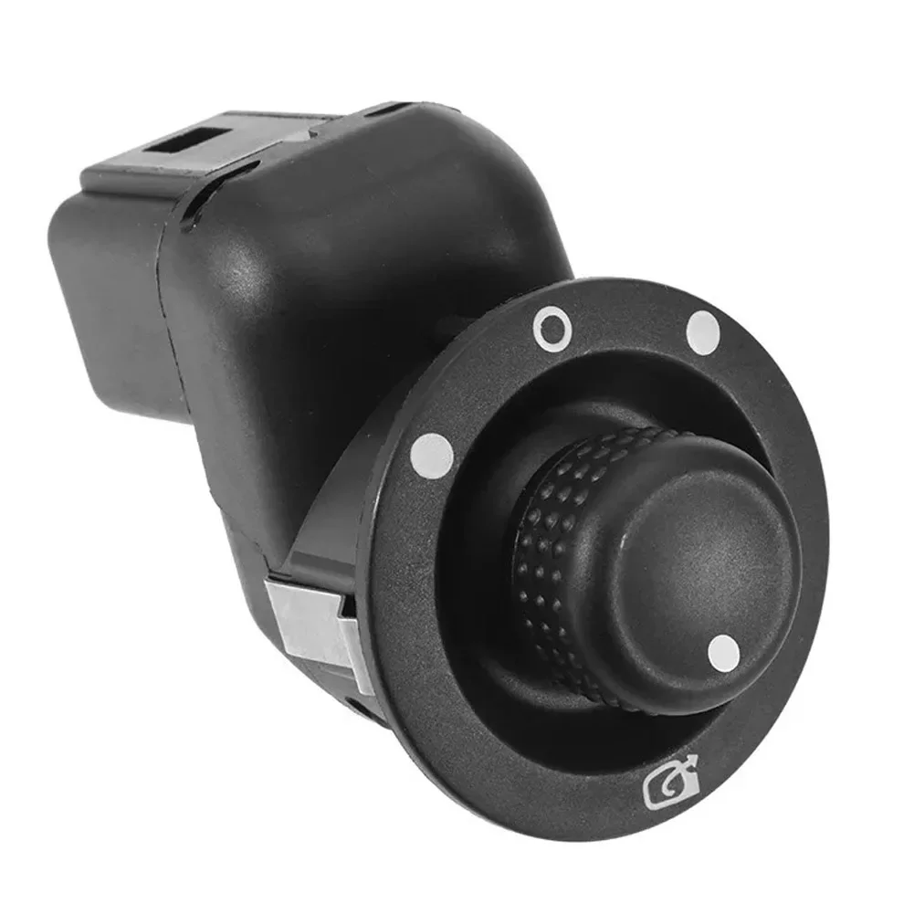 Контроллер регулировки зеркала на крыле изготовлен из АБС-пластика