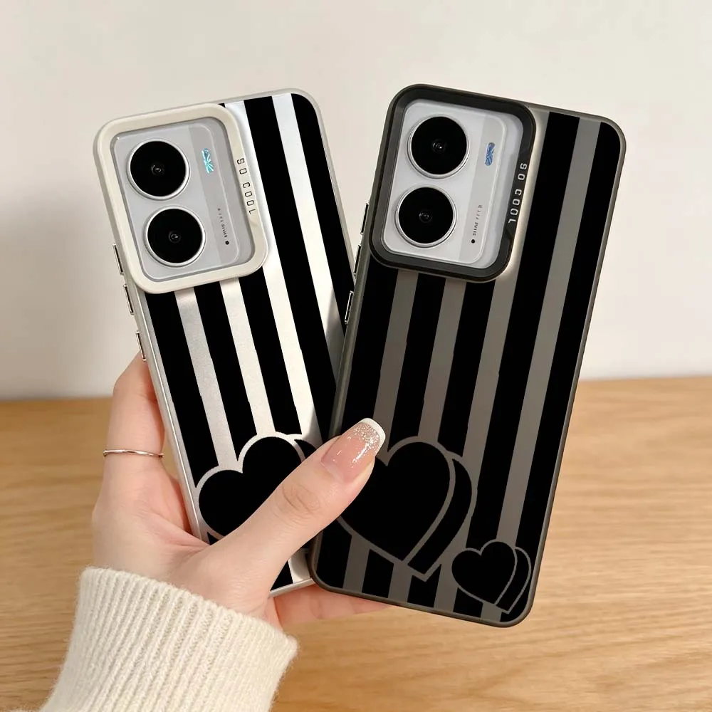 Фото Чехол для телефона с черным полосатым дизайном для Realme 14X 14 13 12X 12 11X 11 10 9i C67 C75 V60 70 C25Y Pro, серебристого цвета. №1