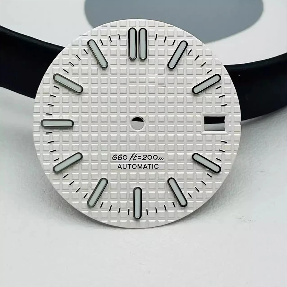 Новые дубовые механические часы с циферблатом NH35 модифицированы для дайвинга