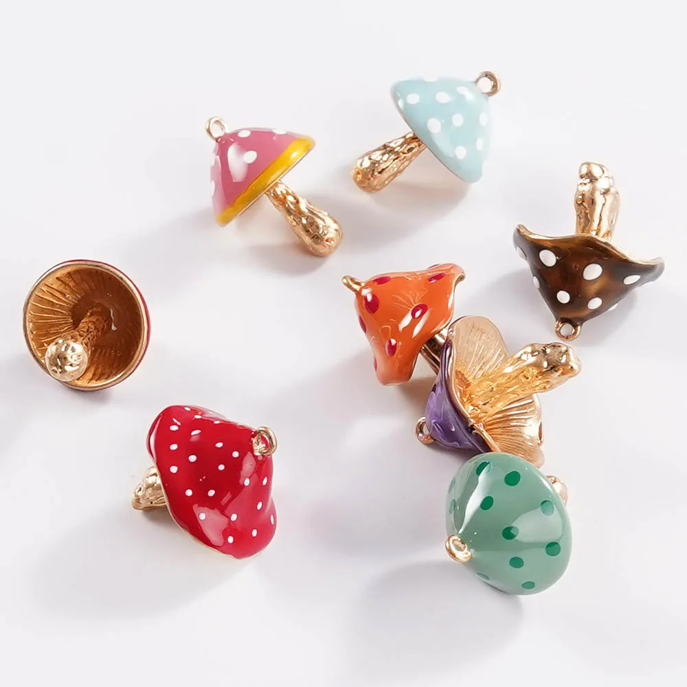 Подвеска в виде гриба из эпоксидной смолы 8 шт