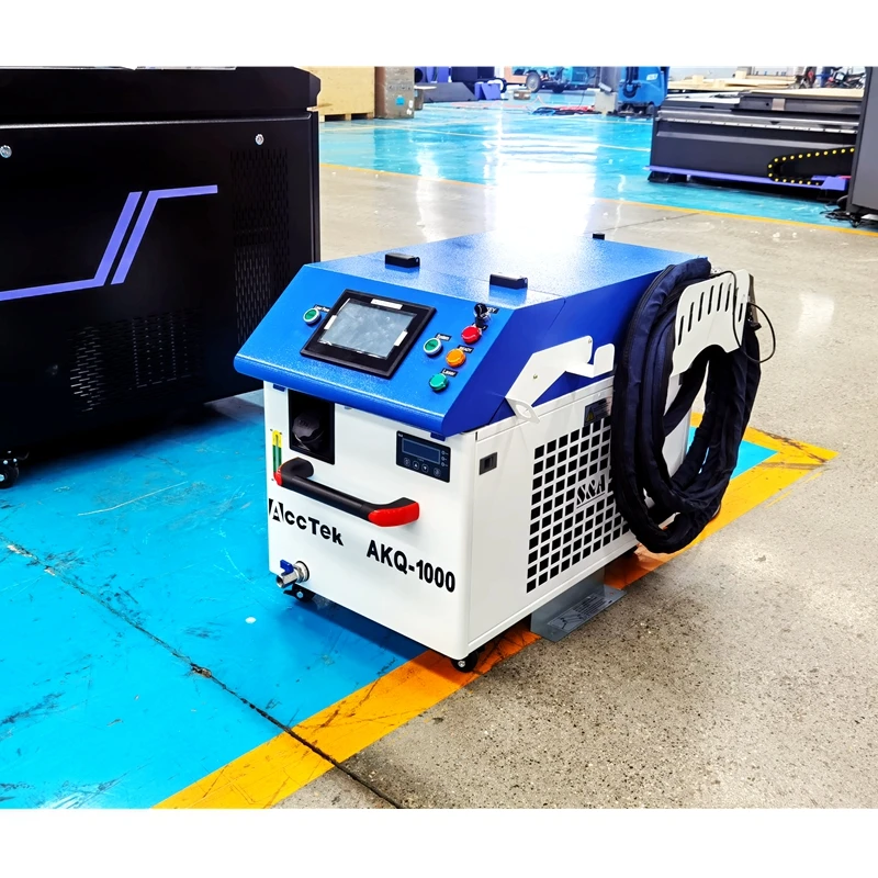 Легкая в движении лазерная машина для удаления ржавчины 1000 Вт 1500 Лазерный ЧПУ