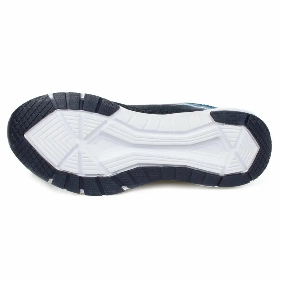 

Sneakers Men Kinetix -