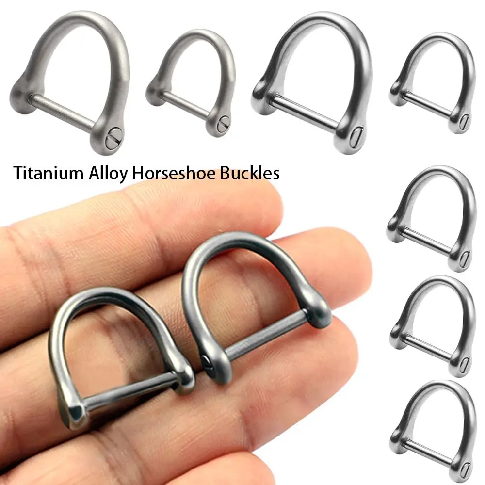 

D Shape Horseshoe Buckles Titanium Alloy Buckles New Keychain Hook for Outdoor Accessories
