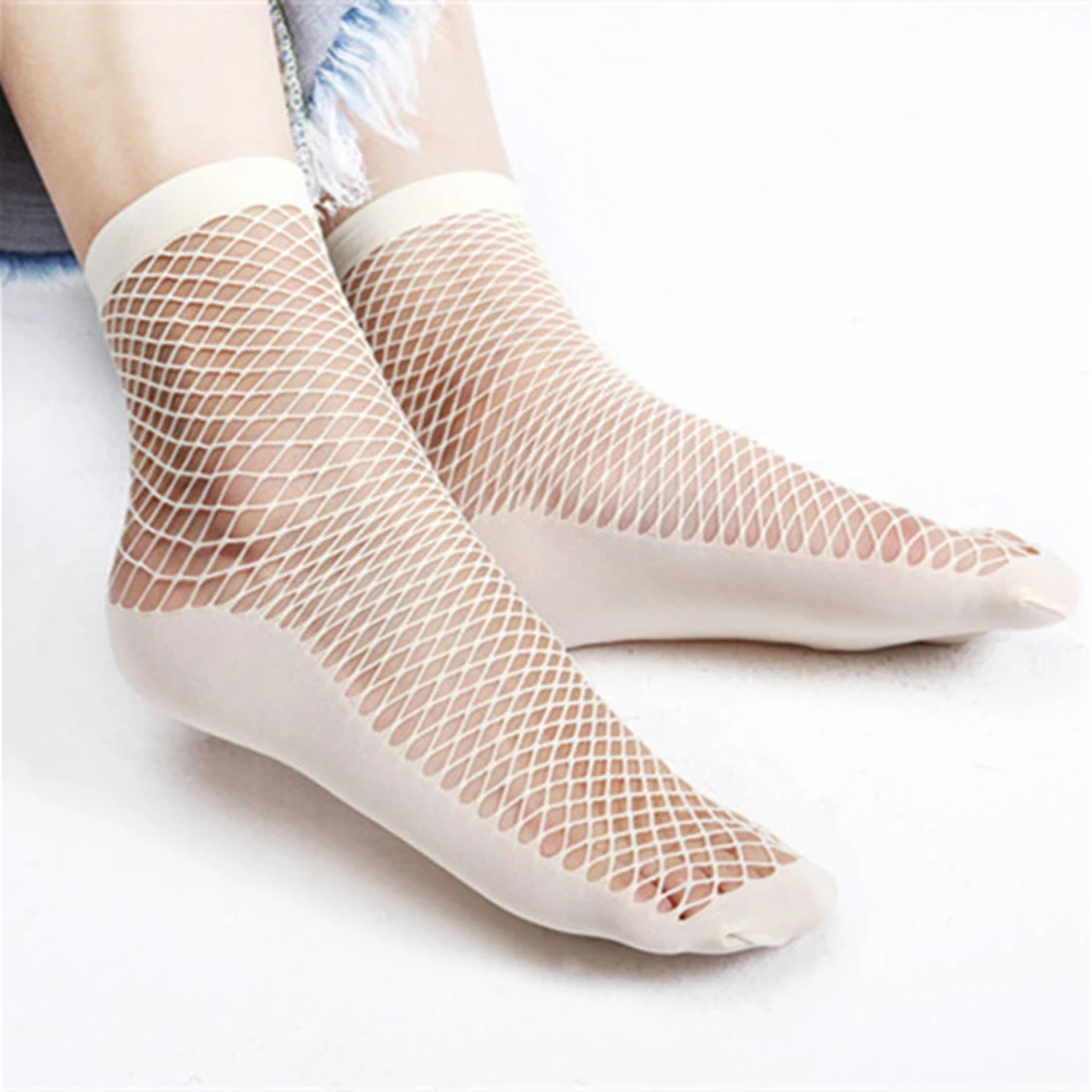 

1Pair Sexy Fishnet Women Socks Breathable Transparent Hollow Out Stocking Lolita Sweet Mesh Sock Lady Socks Cosplay Prop
