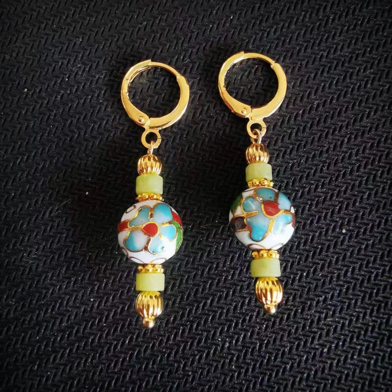 

Оригинальные серьги ручной работы из нефрита винтажные Перегородчатые серьги из бисера простые женские ювелирные изделия для девочек креативные белые серьги с пряжкой