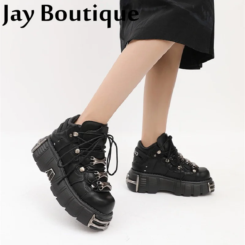 Женские кроссовки на платформе металлическая подошва толстая дизайнерская