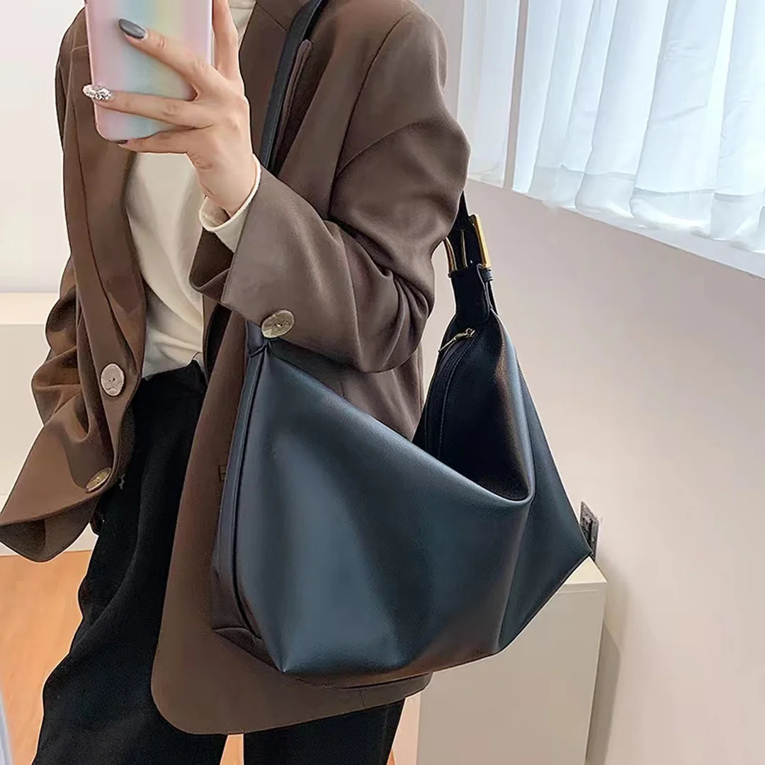 

Fashion Women bag Retro Shoulder Dumpling Bags Female 2023 New Leisure Underarm Tote bag Outdoor Business Traveling Handbag