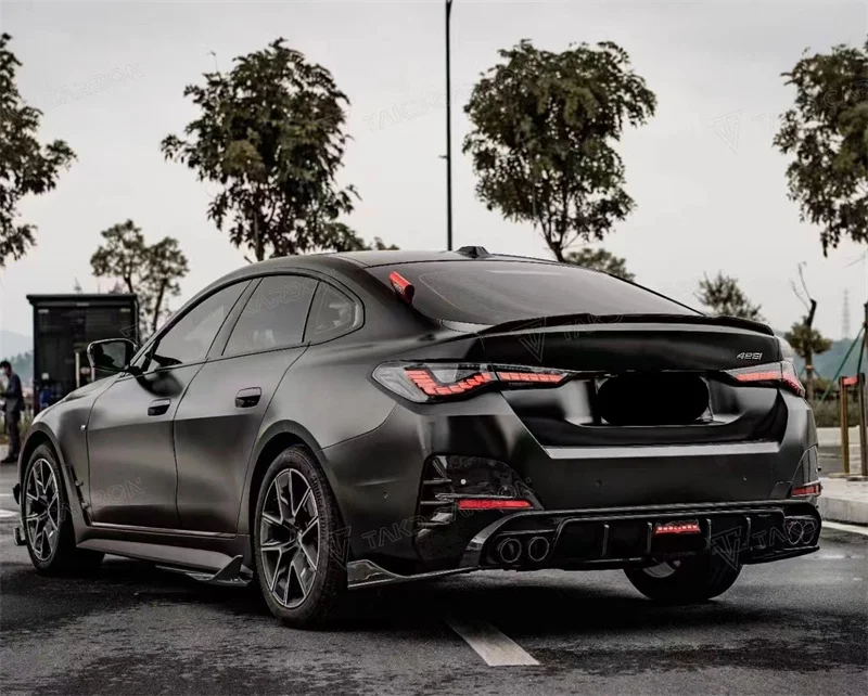 Высококачественные боковые юбки из сухого углеродного волокна в стиле TAKD с