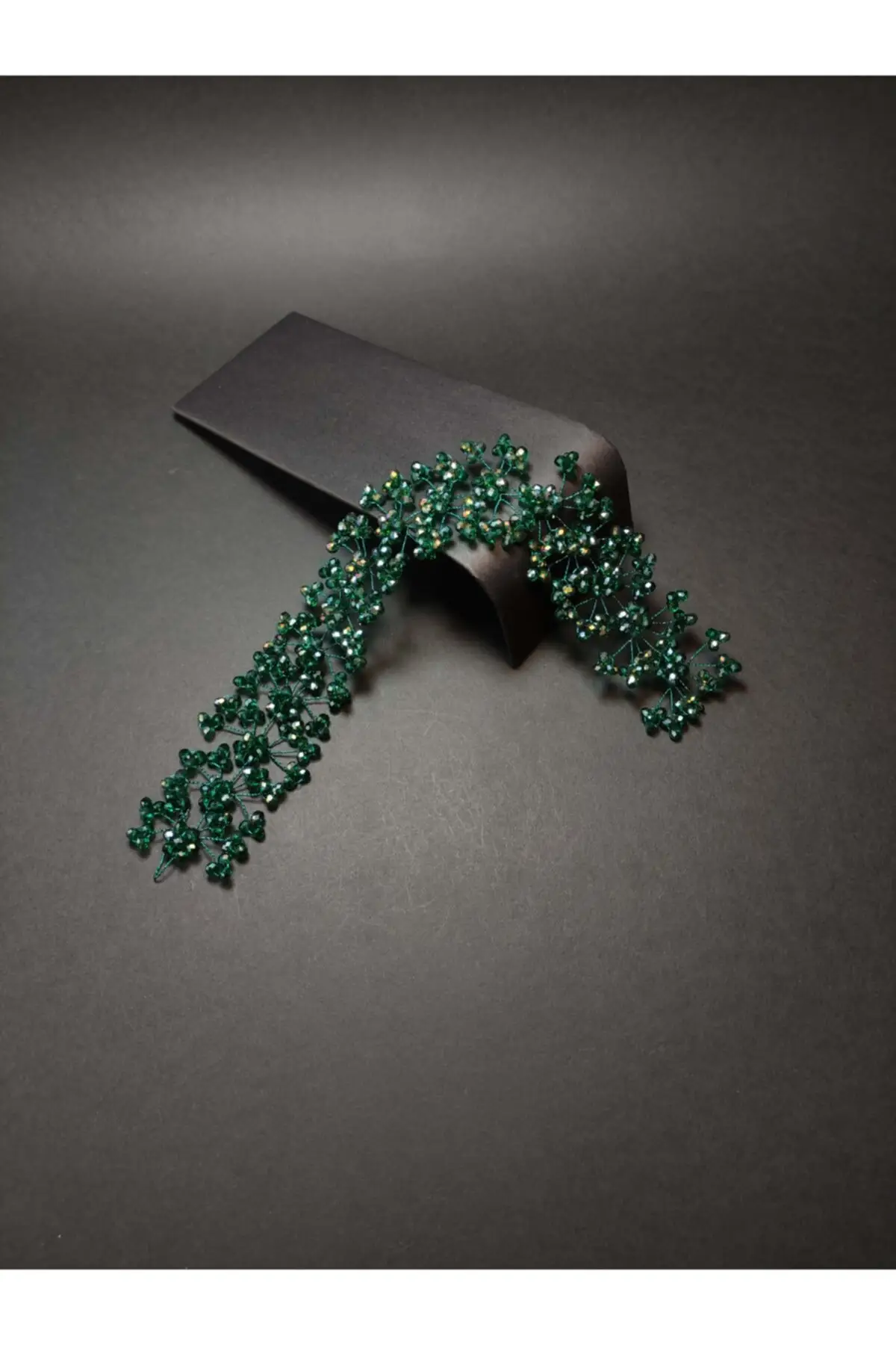 

Bridal Accessories Bright Green Color Handmade Glass Beads Wedding Hair Accessory Bridal Crown For Wedding