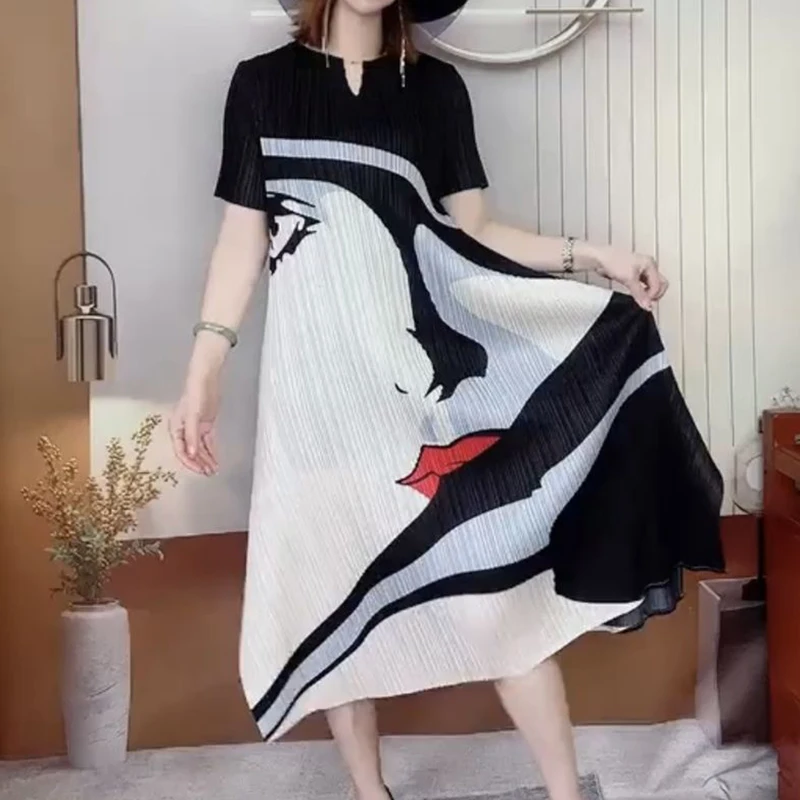 

Женское платье, Новинка осени 2023, высококачественное модное плиссированное платье средней длины с принтом, черное свободное