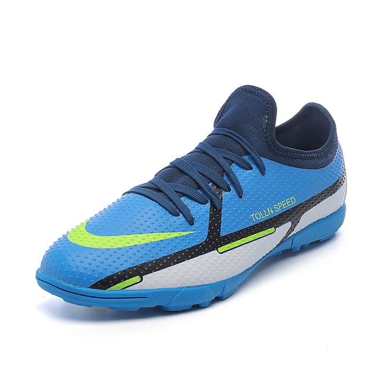 Slip-On Men High-Top Soccer Shoes Anti-Slip Grass Training Football Boots Kids Ultralight Turf Sports Footwear Large Size Shoes