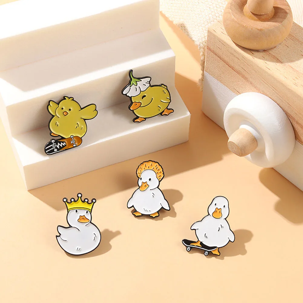 

Cartoon Cute Animals Duck Enamel Brooch Crown Little Yellow Duck Skateboard Fun Alloy Brooch Badge Clothes Accessories Jewelry