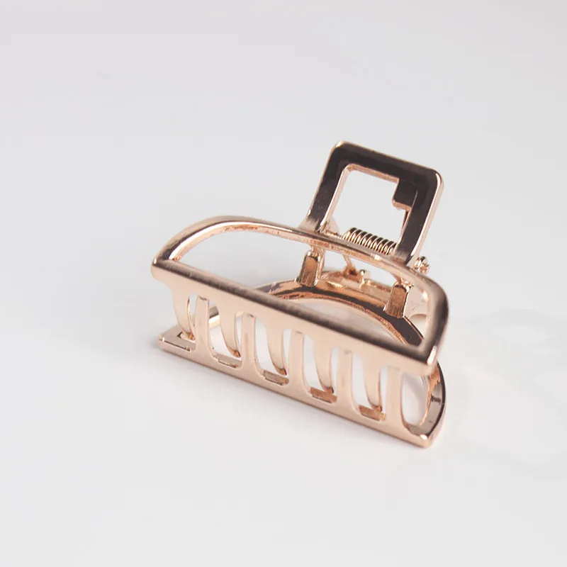 

2022 NEW Fashion Women Girls Geometric Hair Claw Clamps Hair Crab Moon Shape Hair Clip Claws Solid Color Accessories Hairpin