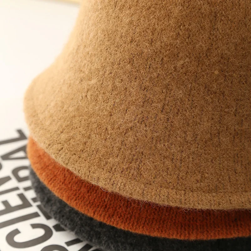 Осенне-зимняя вязаная шапка женская универсальная куполообразной формы