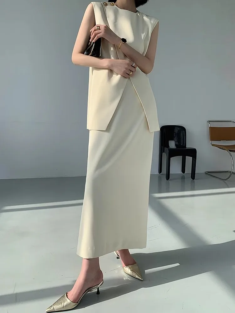 Элегантный бежевый комплект из двух предметов для женщин жилет без рукавов