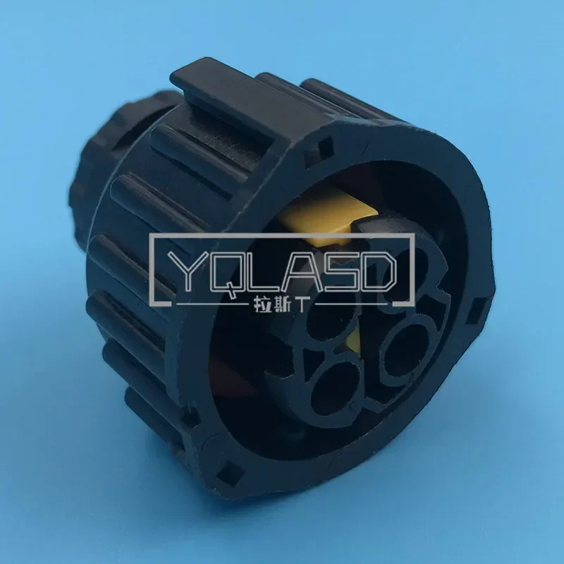 Фото Комплект из 4-контактных водонепроницаемых автомобильных разъемов Tyco AMP 1-1813099-1, 967325-1, 1-1813099-2 для датчиков кислорода (AC-разъем) №1