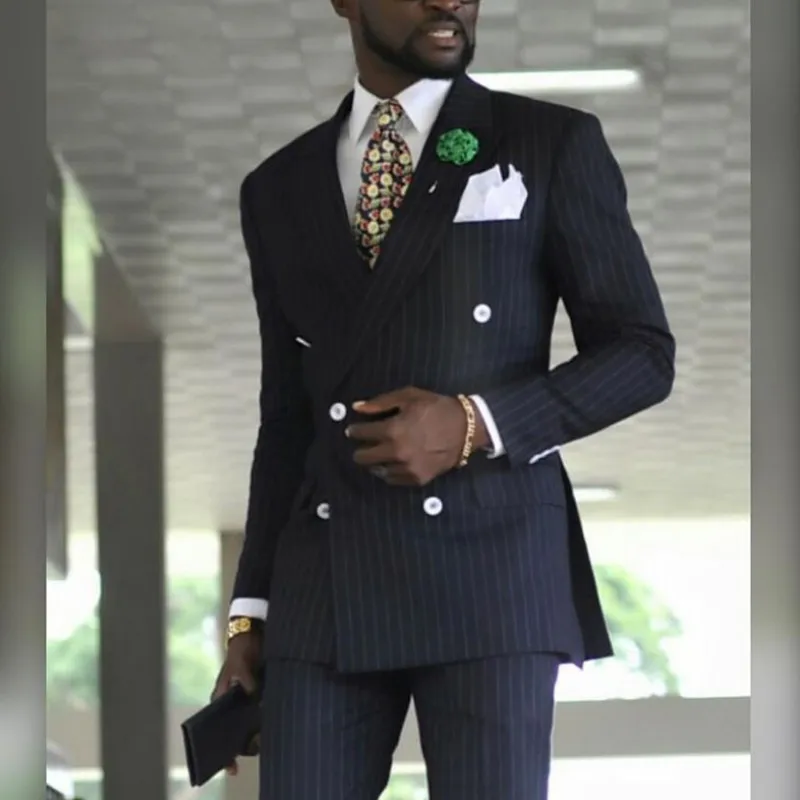 Мужские костюмы в полоску