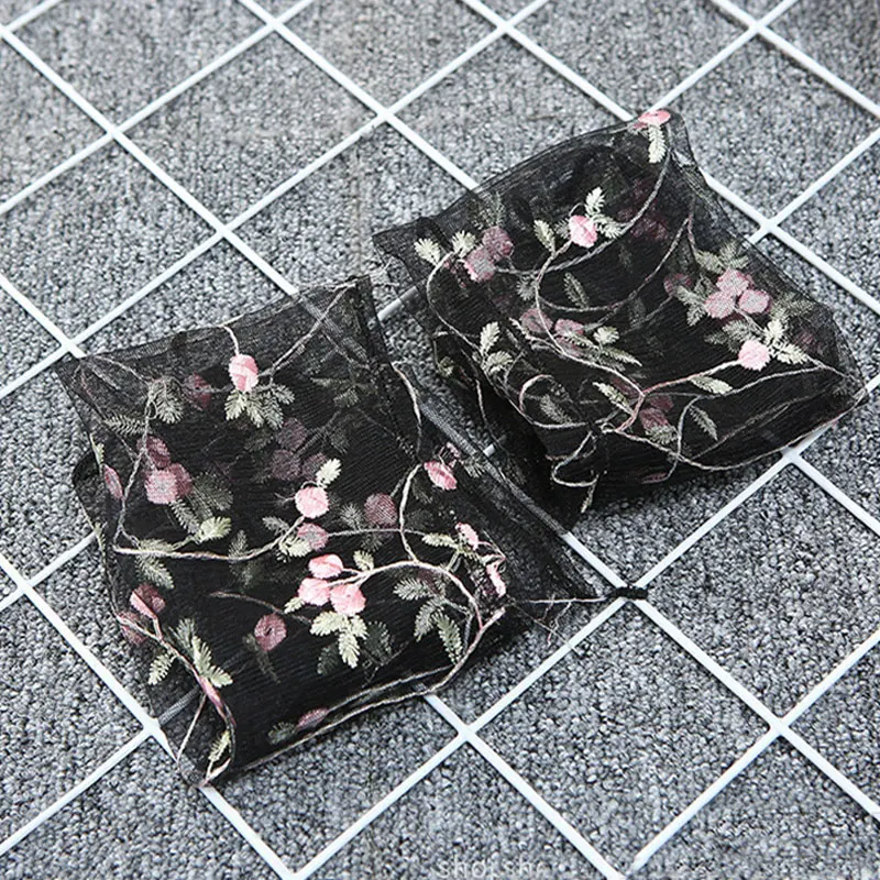 New designer retro embroidery mesh Flowers socks Tulle Women Transparent Chiffon Long Socks europe Femme Thin Socks