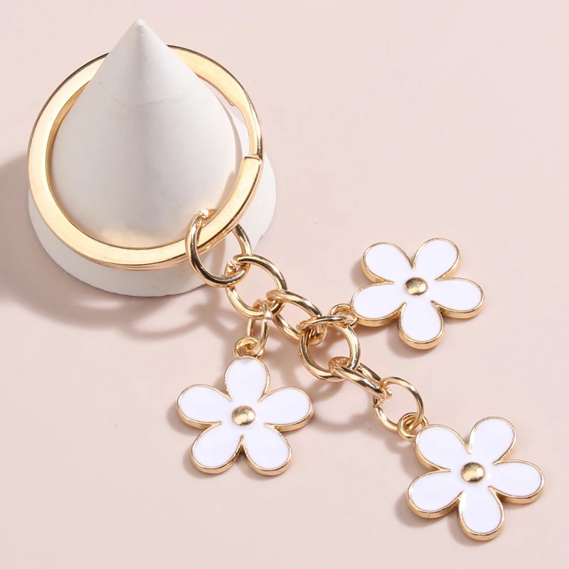 

Cute Enamel Keychain Colorful Sakura Flower Key Ring Sweet Key Chains For Women Girls Handbag Accessorie DIY Jewelry Gifts
